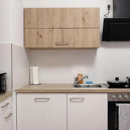 Donau Hauptplatz Haven, 2 Mins To The River * Linz